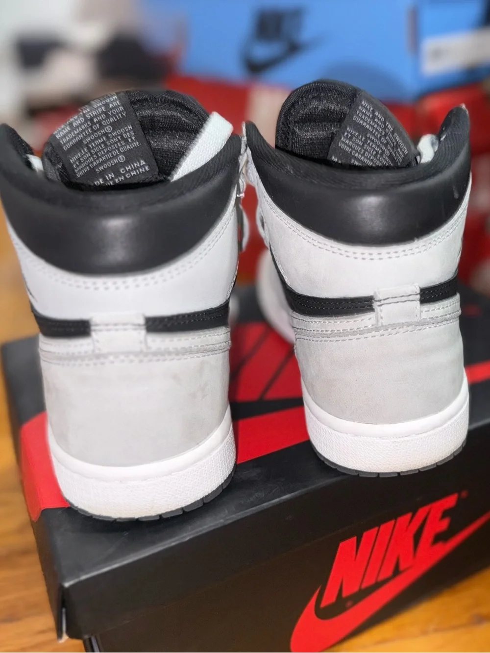 Nike Air Jordan 1 Retro High Shadow Size 4